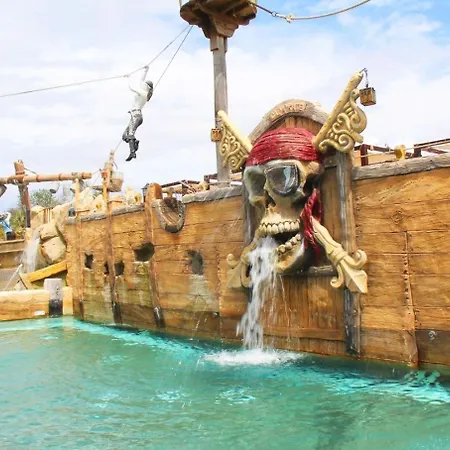 Camping Les Sables D Or - Maeva 4*